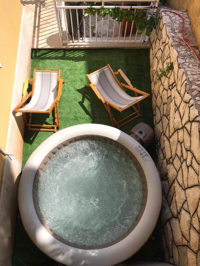 Omis Relaxing Sea Lounge Leilighet Marusici  Eksteriør bilde