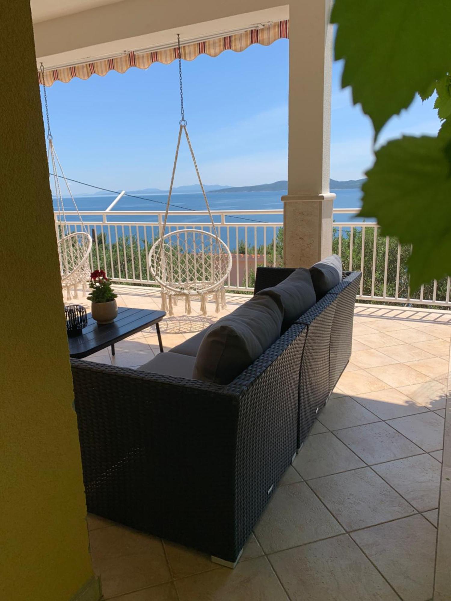 Omis Relaxing Sea Lounge Leilighet Marusici  Eksteriør bilde